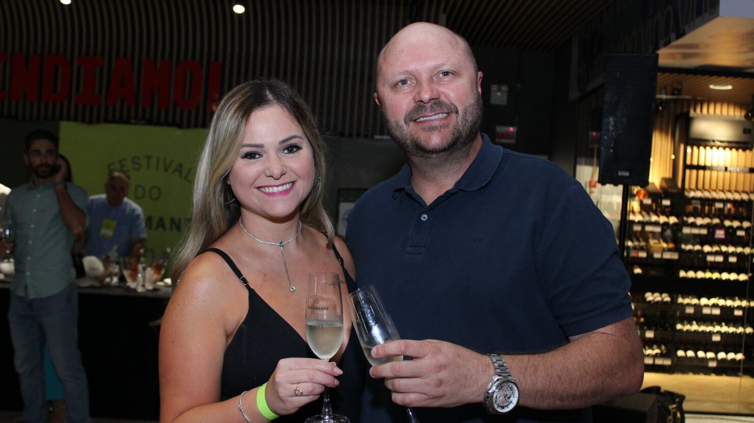 Nilinho em festa! Prest�gio, sucesso e muito carinho ao lado de Bruna Zanon. Parab�ns!. - Foto: Lu�s Longhini